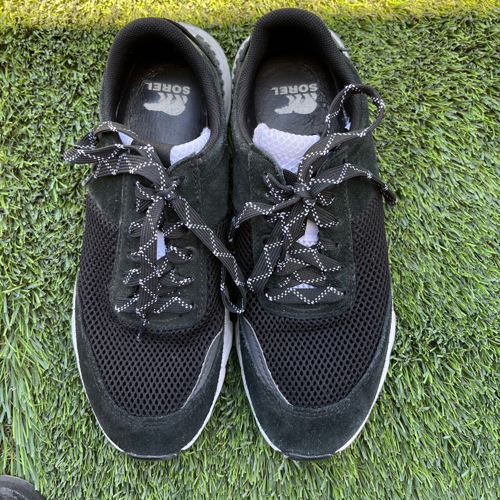 Sorel Black and White Sneakers Comfortable Athletic Design‎